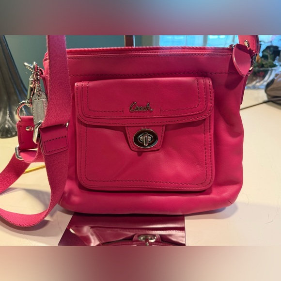 Hot Pink Leather Coach Crossbody - Picture 2 of 8